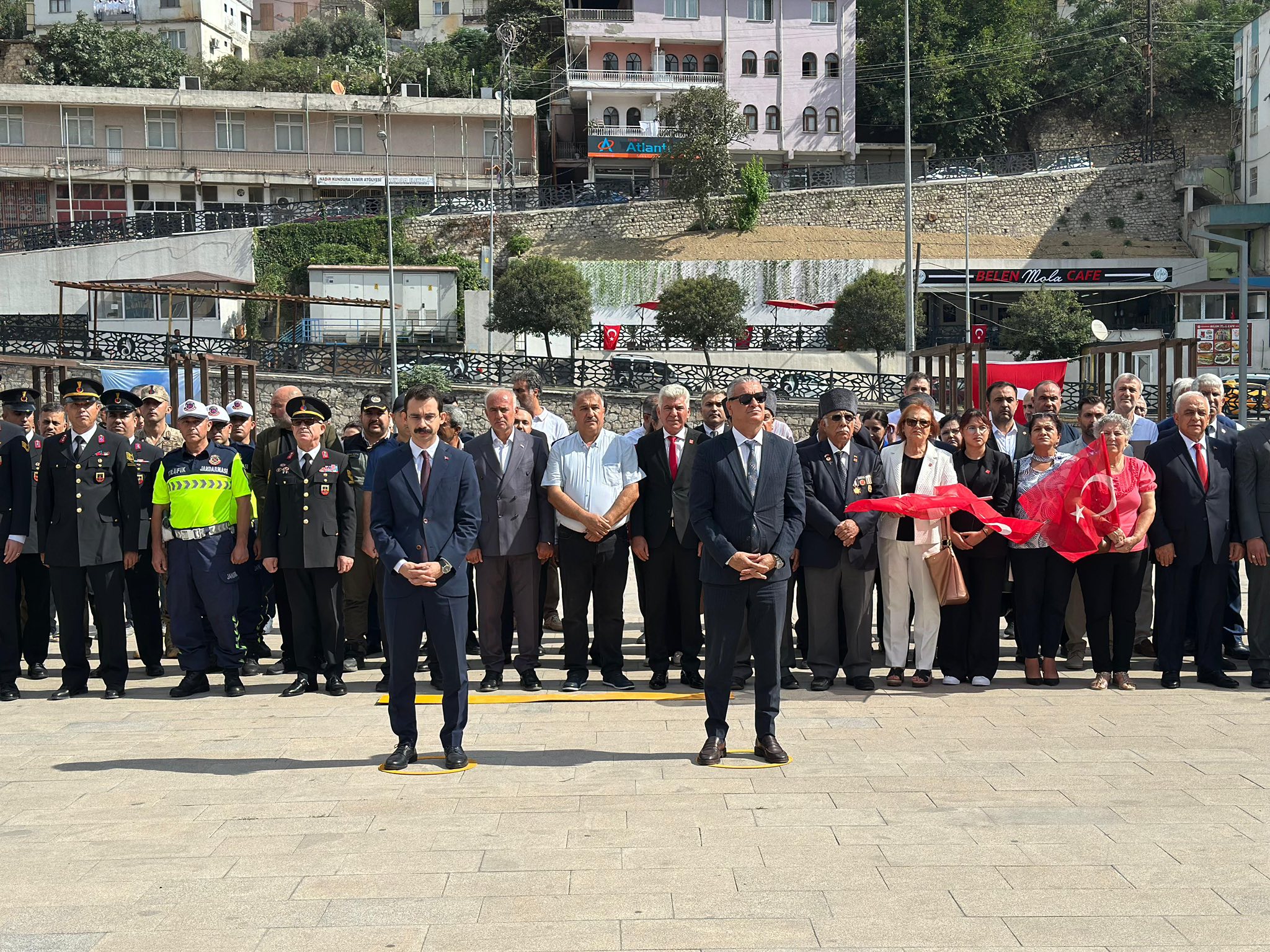 30 AĞUSTOS ZAFERİ BAYRAMI ATATÜRK PARKINDA ÇELENK SUNMA PROĞRAMI