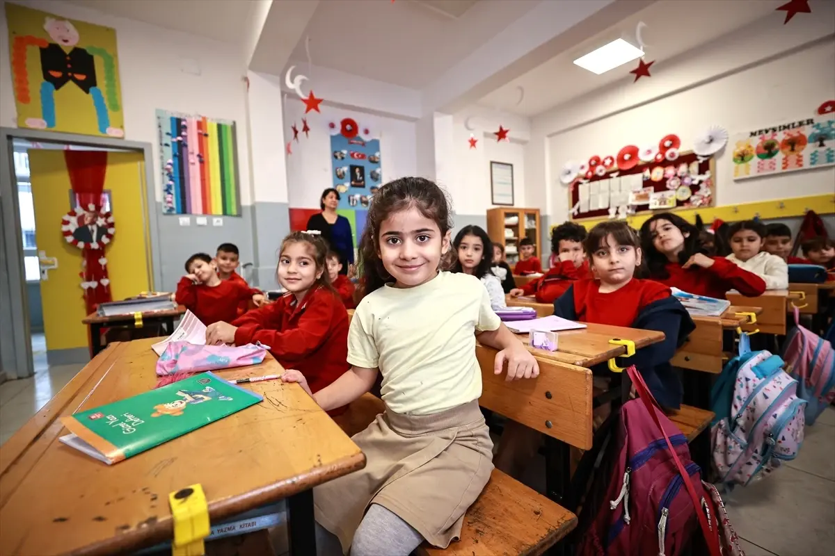 Adana, Mersin ve Hatay'da Öğrenciler Okula Dönüş Yaptı