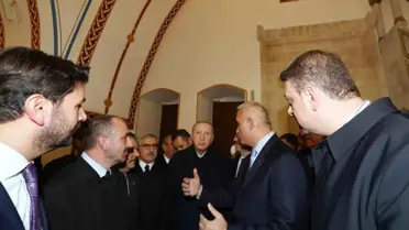 Cumhurbaşkanı Erdoğan'ın butona basmasıyla tarihin aydınlatılan ilk caddesi olan Kurtuluş Caddesi'nde yeniden ışıklar yandı