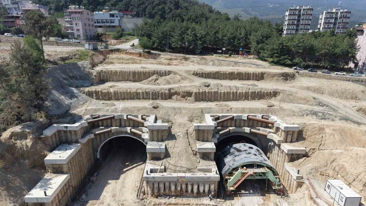 “Belen geçidi 8500 metrelik tünellerle aşılacak”