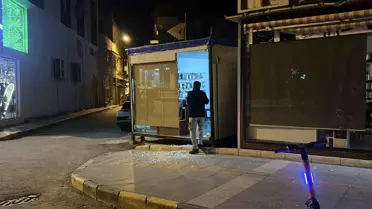 Hatay'da Araç ve İş Yerlerine Saldırı