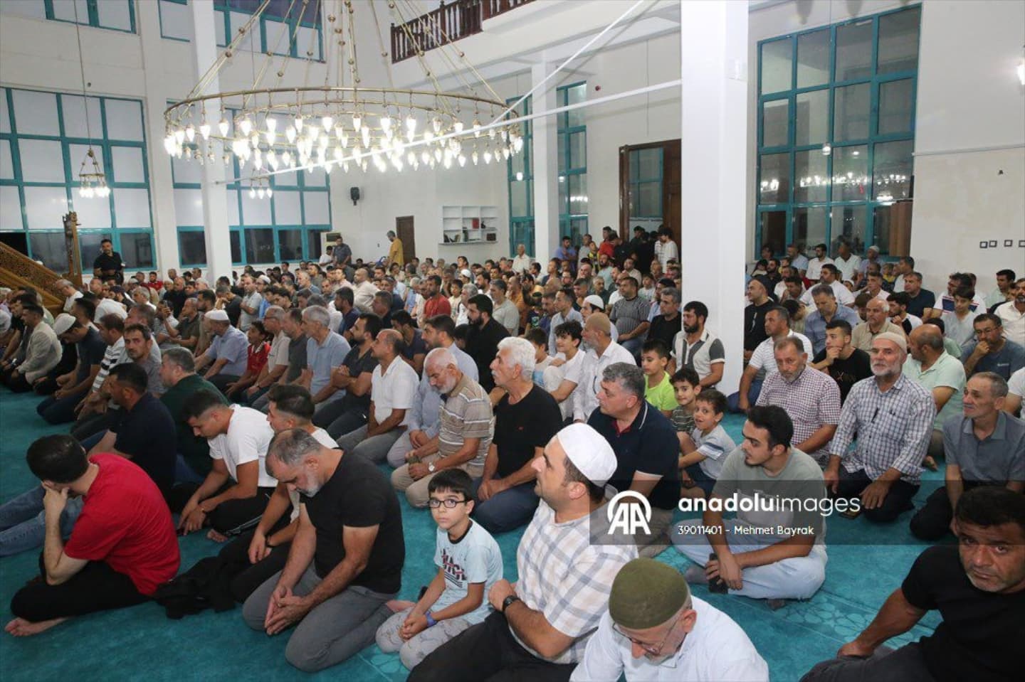 Mevlit Kandili dolayısıyla Hatay’daki camilerde program düzenlendi.