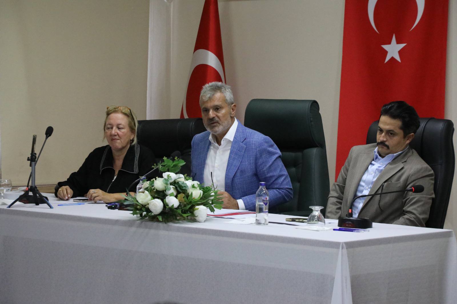 BAŞKAN ÖNTÜRK: “ÜRETİCİ DE KAZANACAK, TÜKETİCİ DE UYGUN FİYATLA YİYECEK”